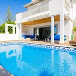 Ocean View Villa *