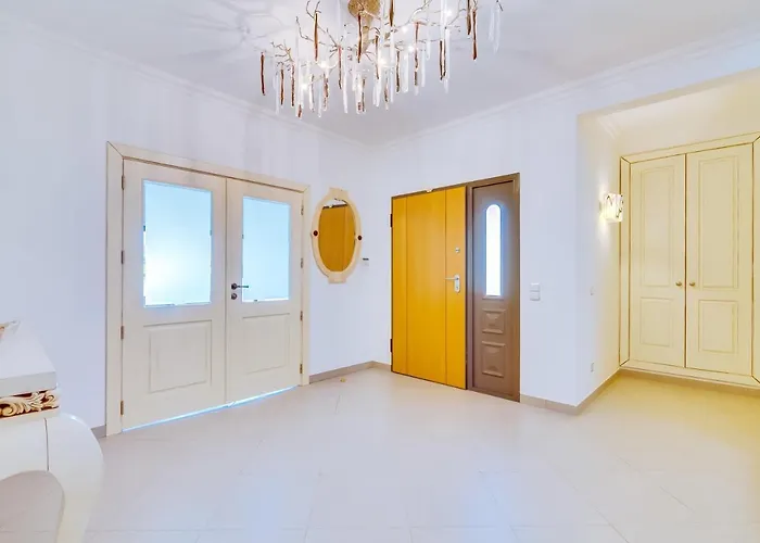 Ocean View 볼리케임